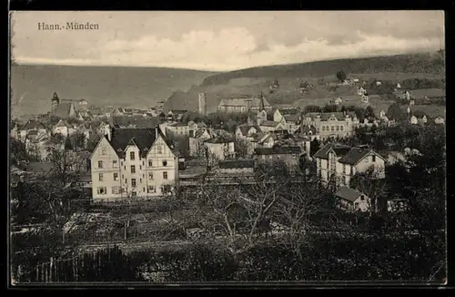AK Hann.-Münden, Stadtansicht mit Wohnhäusern und Kirche