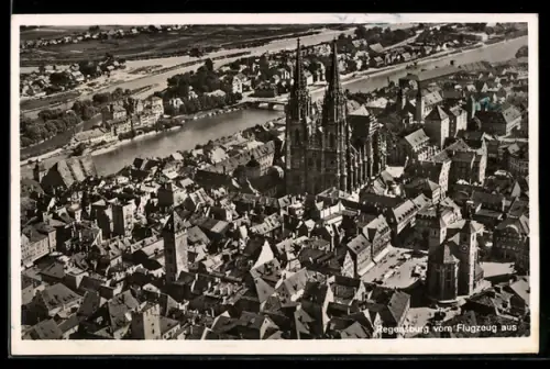 AK Regensburg, Altstadt, Dom St. Peter, Luftaufnahme