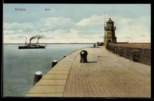 AK Emden, Mole, einlaufender Dampfer