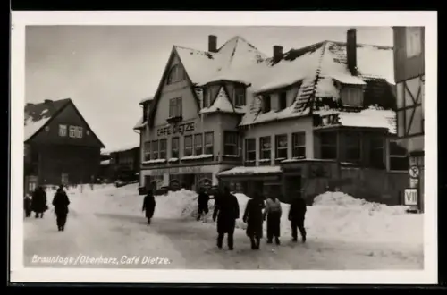 AK Braunlage /Oberharz, Café Dietze im Winter, verschneite Strassen