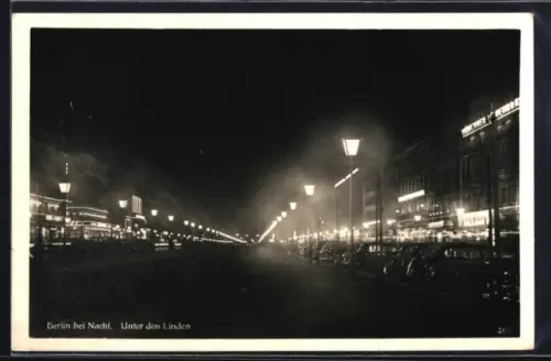 AK Berlin, Unter den Linden, Nachtansicht