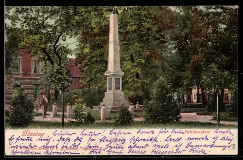 AK Tönning, Schlossplatz mit Kriegerdenkmal