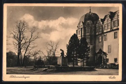 AK Celle, Schlossanlagen mit Denkmal