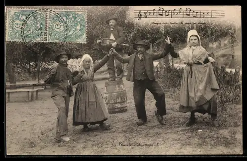 AK Französische Dorfbewohner beim Tanz, Streichinstrument