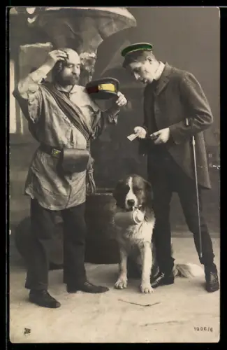 AK Page und Mann mit Schmiss bei einem Hund mit Deckelschoppen