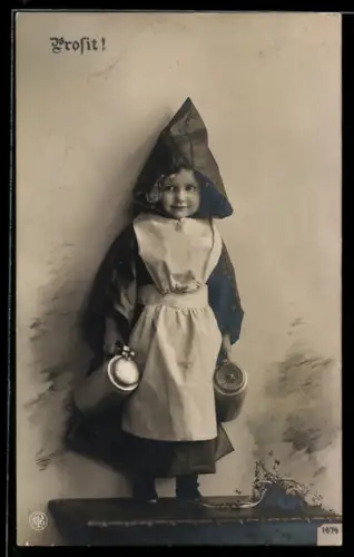 AK Münchner Kindl mit zwei Deckelschoppen