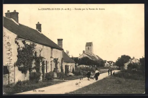 AK La Chapelle-Iger /S.-et-M., Entrée par la Route de Rozoy