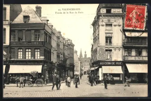 AK Valenciennes, Entrée de la Rue de Paris avec boutiques et passants
