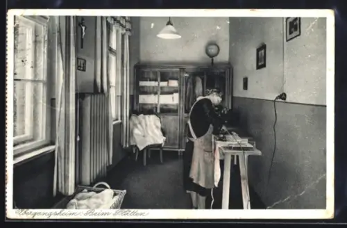 AK Berlin-Marienfelde, Unterrichts- u. Erziehungsheim Kloster vom Guten Hirten, Beim Plätten