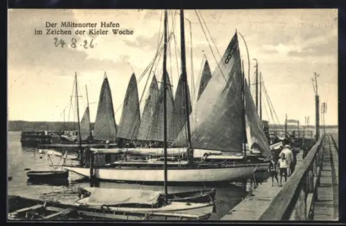 AK Möltenort, Hafen im Zeichen der Kieler Woche, Segelboote