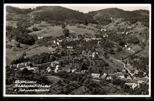 AK Bühlertal-Obertal i. Schwarzwald, Panorama mit Strassenpartie