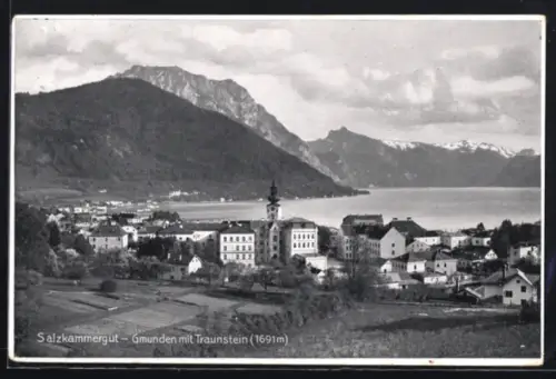 AK Gmunden /Salzkammergut, Panorama mit Traunstein