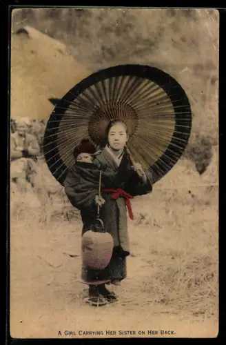 AK Japanerin mit Kind auf dem Rücken