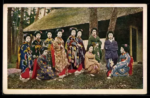 AK Japanerinnen im Kimono im Garten