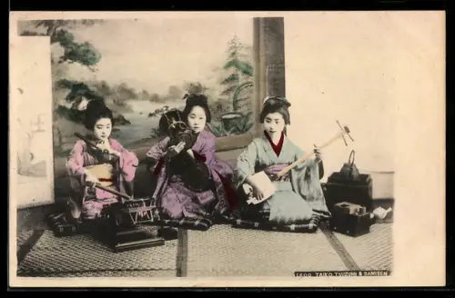 AK Drei Japanerinnen im Kimono mit Instrumenten