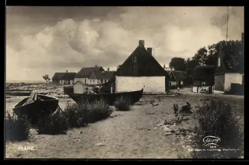 AK Skane, Fischerddorf mit Booten am Strand