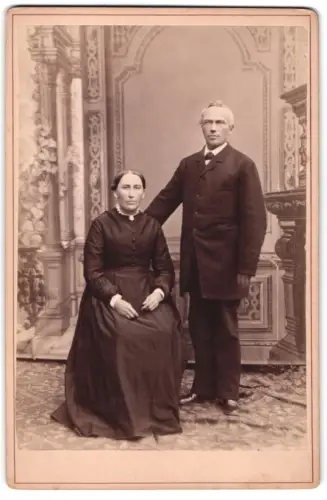 Fotografie C. Holländer, Nagold, Älteres Paar im Portrait