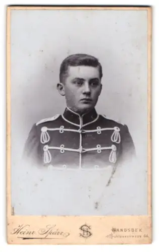 Fotografie Heinz Sparr, Wandsbek, Schlossstrasse 44, Husar in Attila