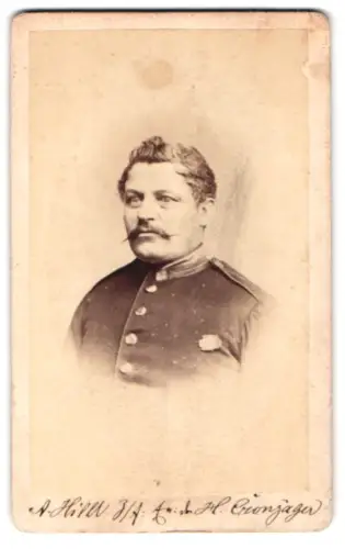 Fotografie Fr. Zirkler, Clausthal, Garde-Uffz. in Uniform mit Dienstauszeichnung