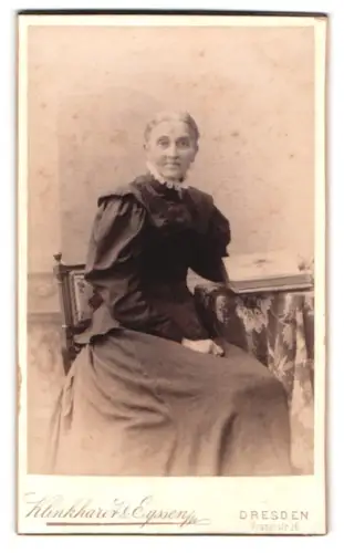Fotografie Klinkhardt & Eyssen, Dresden, Pragerstr. 26, Porträt einer älteren Dame