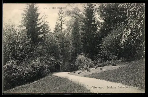 AK Weimar, Schloss Belvedere, Grotte im Park