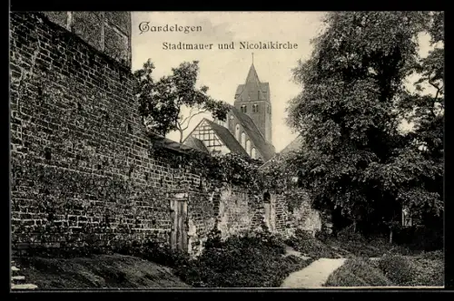 AK Gardelegen, Stadtmauer mit Nikolaikirche
