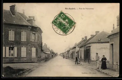 AK St-André /Eure, Rue de Mousseau avec passants et maisons