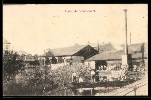 AK Vraincourt, Usine de Vraincourt et canal avec ouvriers et barques