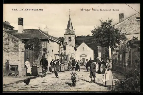 AK Viéville /Haute-Marne, Rue de la Marne et l`Église