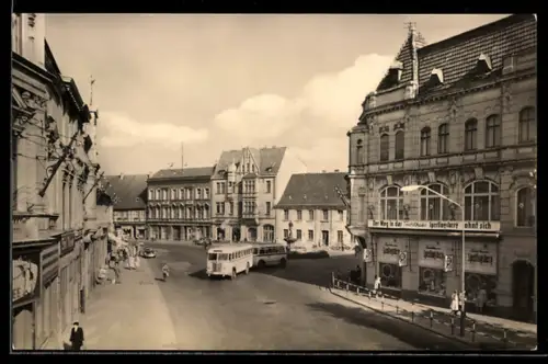 AK Stendal, Konsum-Textilhaus Sperlingsberg am Sperlingsberg mit Leuten