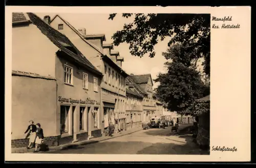 AK Mansfeld /Krs. Hettstedt, Schlossstrasse mit Friseurgeschäft