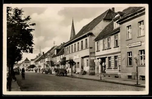 AK Pritzwalk, Marktstrasse mit HO-Imbissstube