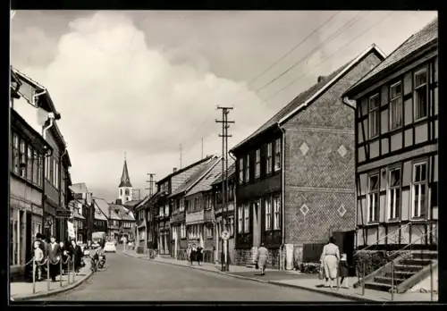 AK Worbis, Ernst-Thälmann-Strasse mit Kirche
