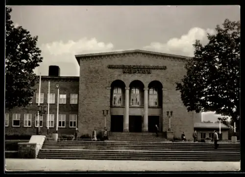 AK Rostock, Neptun-Schwimmhalle, Frontansicht