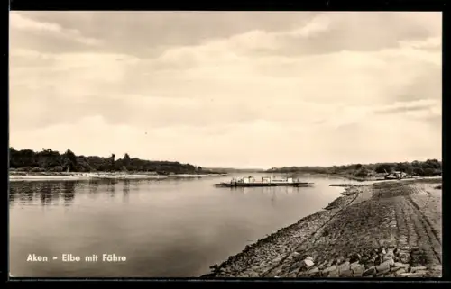 AK Aken, Elbe mit Fähre