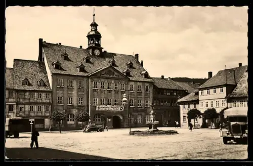 AK Themar, Marktplatz mit Rathaus und Brunnen