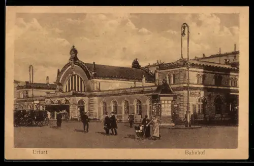 AK Erfurt, Bahnhof mit Vorplatz