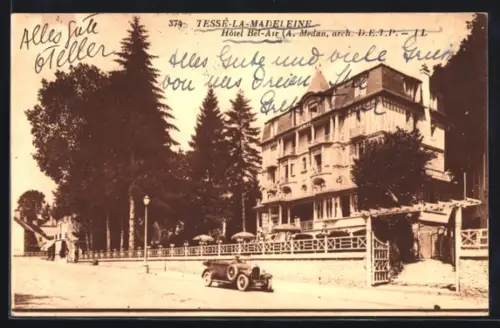 AK Tessé-la-Madeleine, Hôtel Bel-Air avec voiture ancienne devant l`établissement