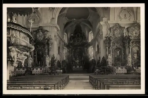 AK Schwyz, Inneres der Kirche
