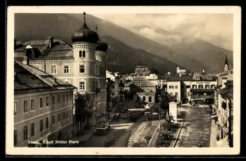 AK Lienz,  Platz mit Hotel Post und Cafe Zentral