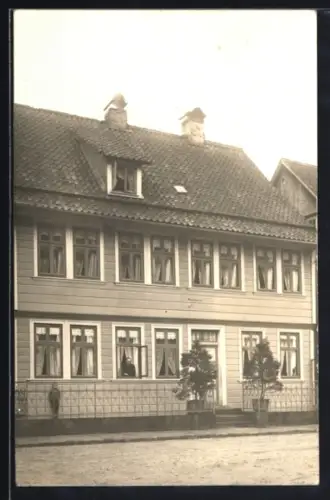 Foto-AK Mildenau, Wohnhaus mit Schindeldach
