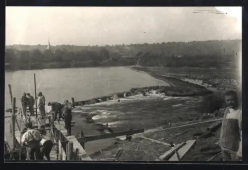 Foto-AK Kirchheim /Neckar, Wehrabbruch im Herbst 1927, Überschwemmung der Landschaft