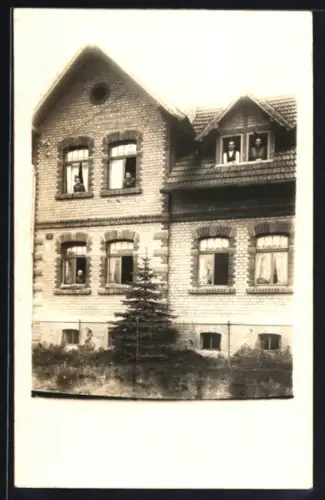 Foto-AK Pössneck, Haus in der Neuen Strasse 7