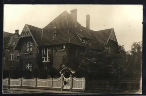 Foto-AK Erfurt, Ansicht vom Haus Villa Olbert