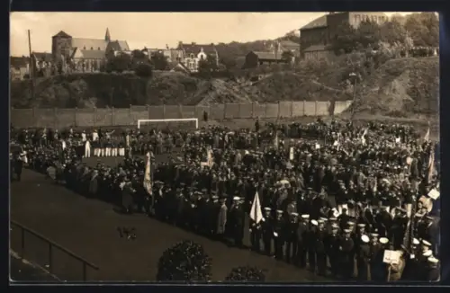 Foto-AK Barmen, Versammlung von Veteranenberbänden