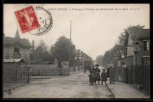 AK Saint-Brice, Passage à Niveau au Boulevard de la Gare