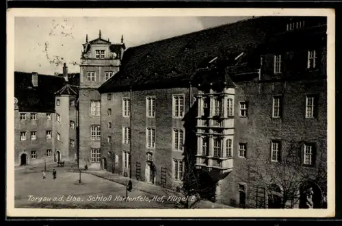 AK Torgau a. d. Elbe, Schloss Hartenfels, Hof, Flügel B