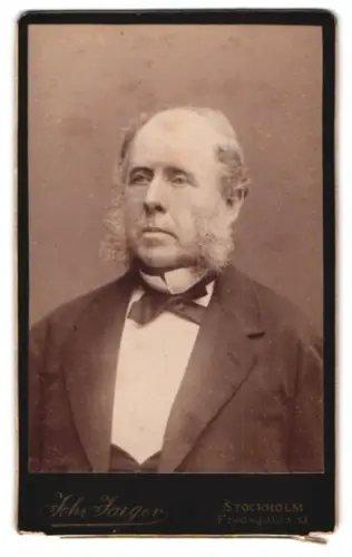 Fotografie Johs. Jaeger, Stockholm, Fredsgatan 13, Portrait eines Mannes