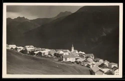 AK Guarda, Ortspanorama mit Bergen aus der Vogelschau