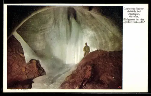 AK Dachstein-Rieseneishöhle bei Obertraun, Eisfiguren in der grossen Eiskapelle